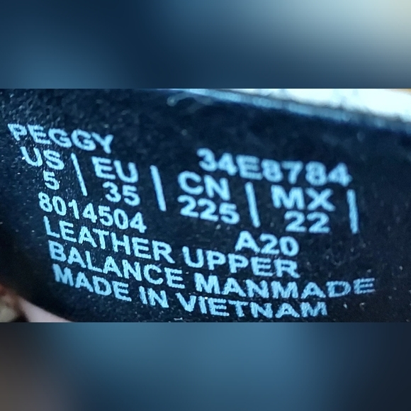 Calvin Klein Multi Colored Snake Print Peggy Sandal Like New - Picture 7 of 8